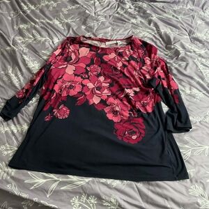 Susan Graver Liquid Knit Floral Top 3/4 Sleeve Blouse